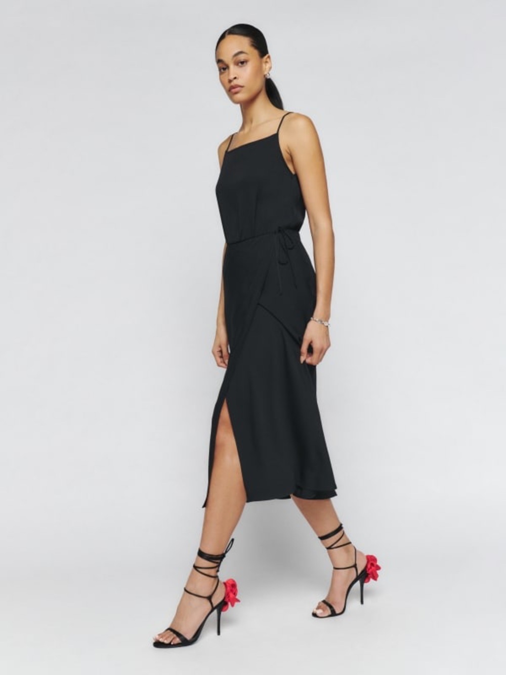 NWT Reformation Truett dress in black